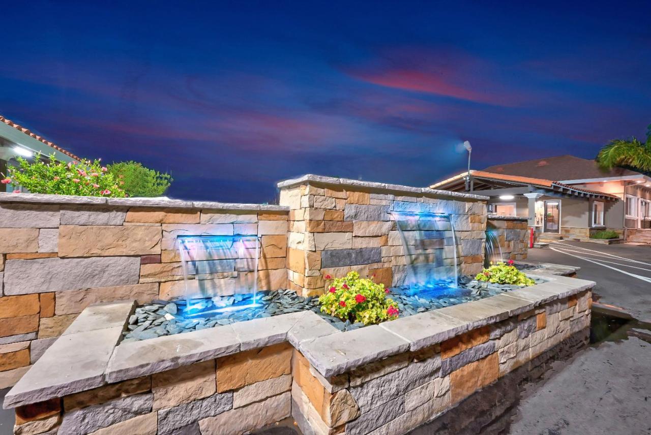 Traveler'S Inn Williams, Ca Modern Renovated Hotel Εξωτερικό φωτογραφία