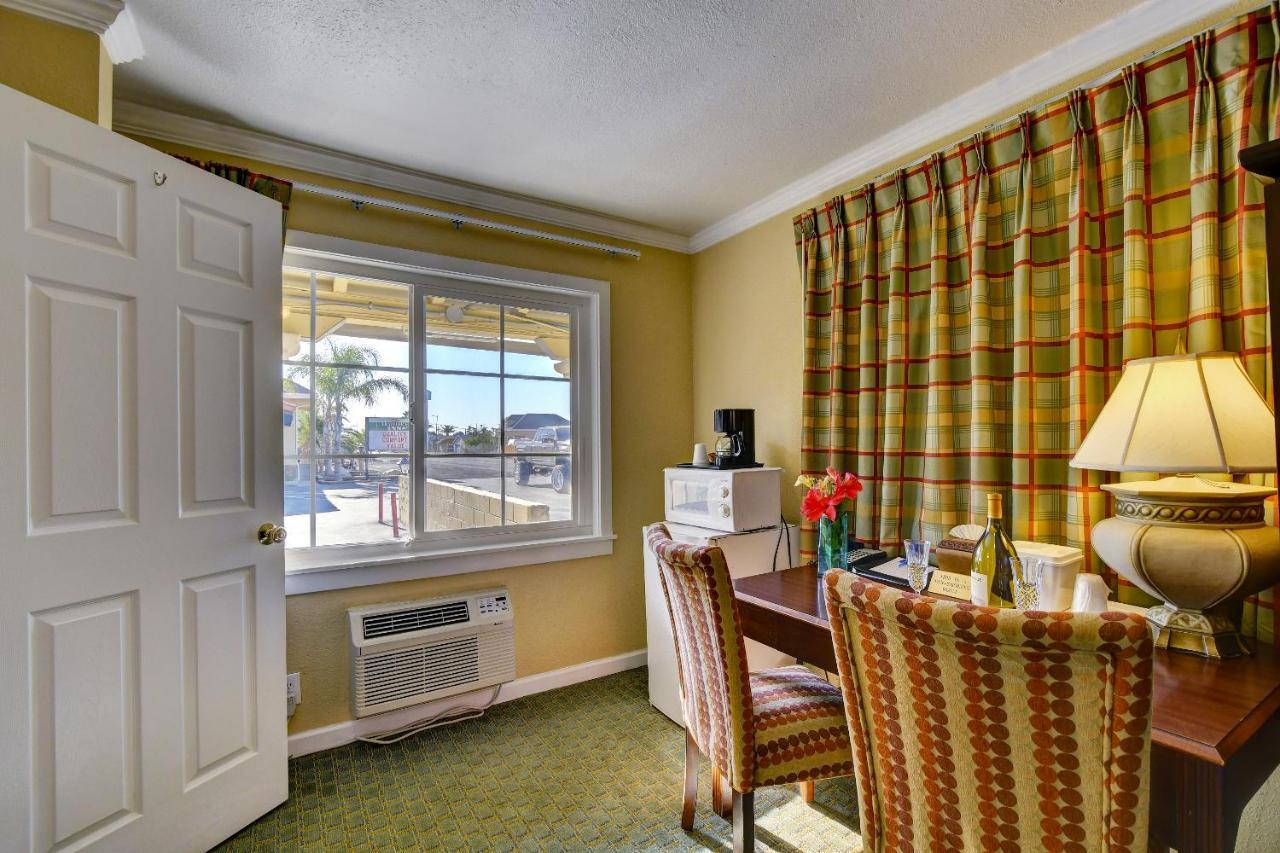 Traveler'S Inn Williams, Ca Modern Renovated Hotel Εξωτερικό φωτογραφία
